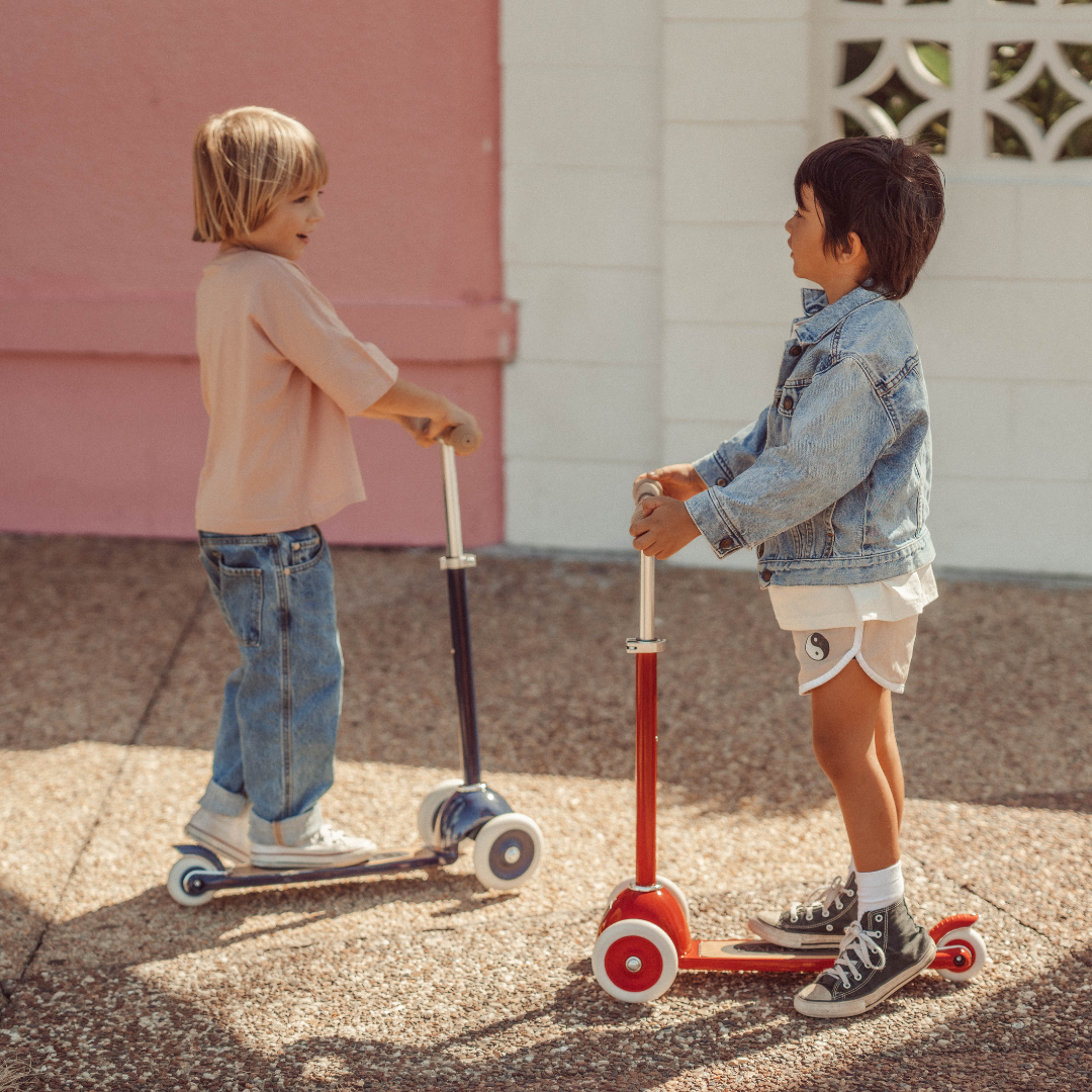 Banwood Scooter - Red - Little Reef and Friends
