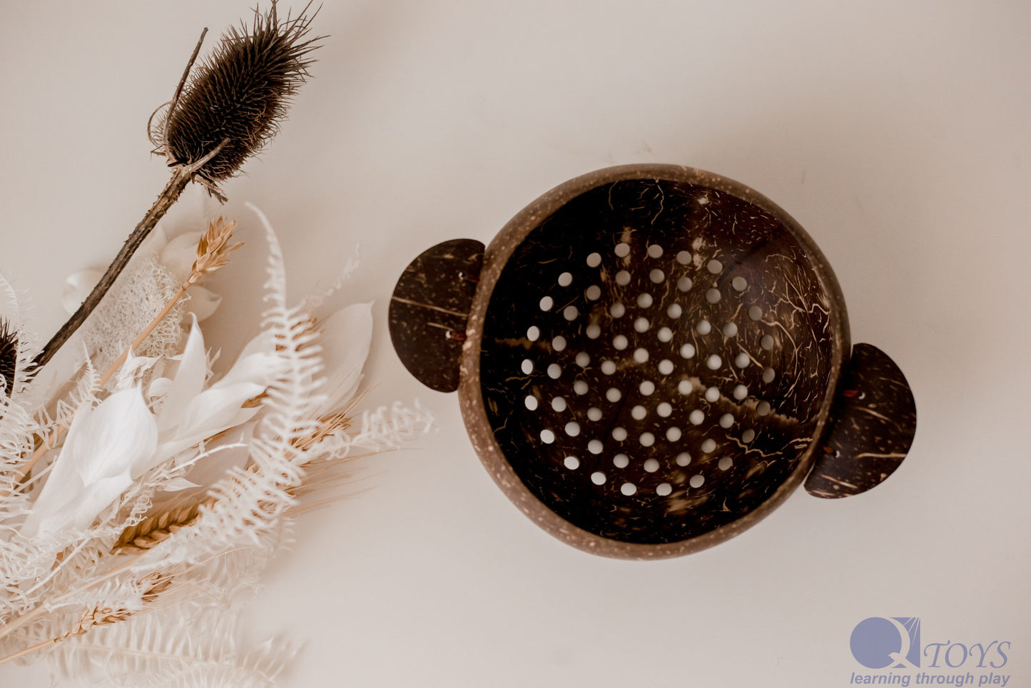 Q Toys Coconut Colander - Little Reef and Friends