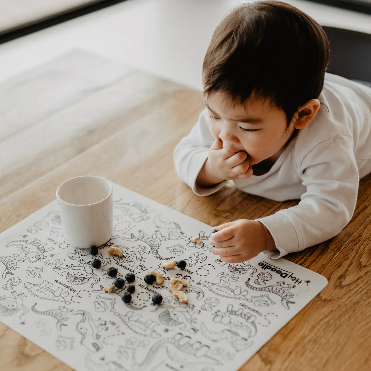 HeyDoodle Reusable Large Playmat - Into The Wild - Little Reef and Friends