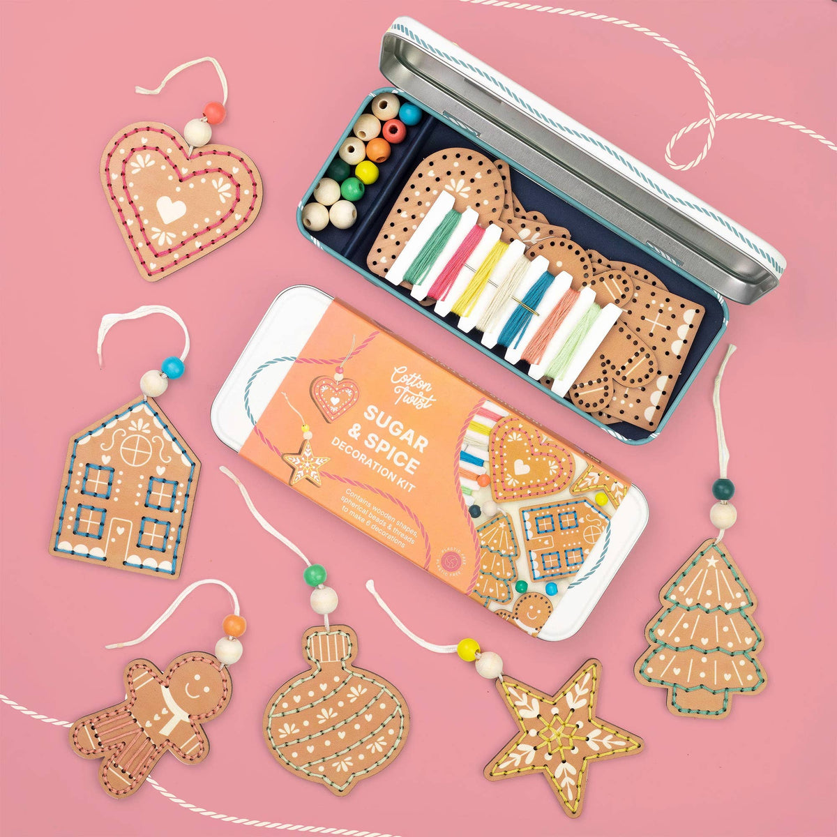 Cotton Twist Wooden Craft Kit - Sugar & Spice Christmas Decoration Kit