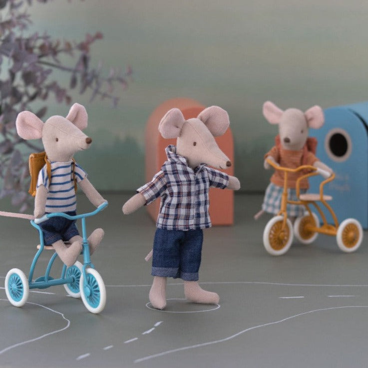 Clothes & Bag for Big Brother Mouse - Little Reef and Friends