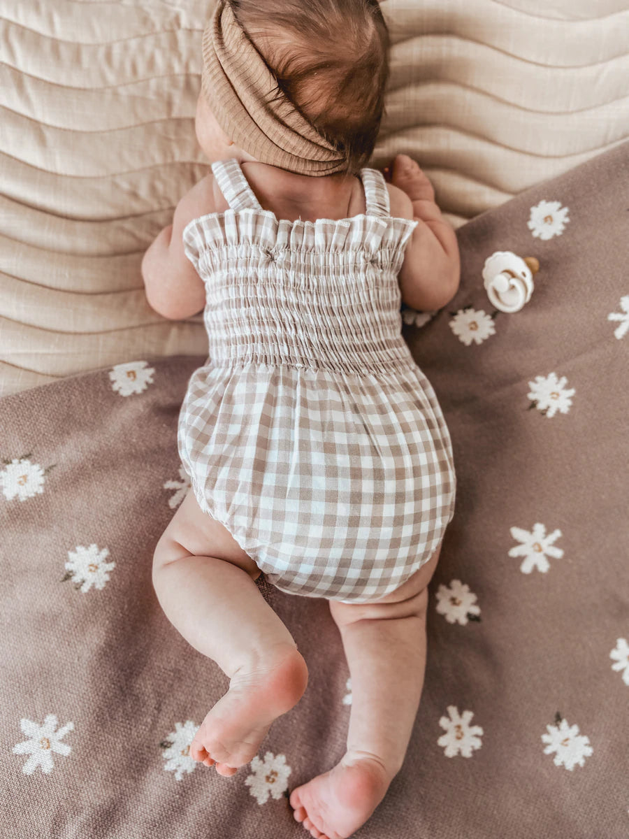Organic Cotton Daisy Blanket - Mushroom - Little Reef and Friends