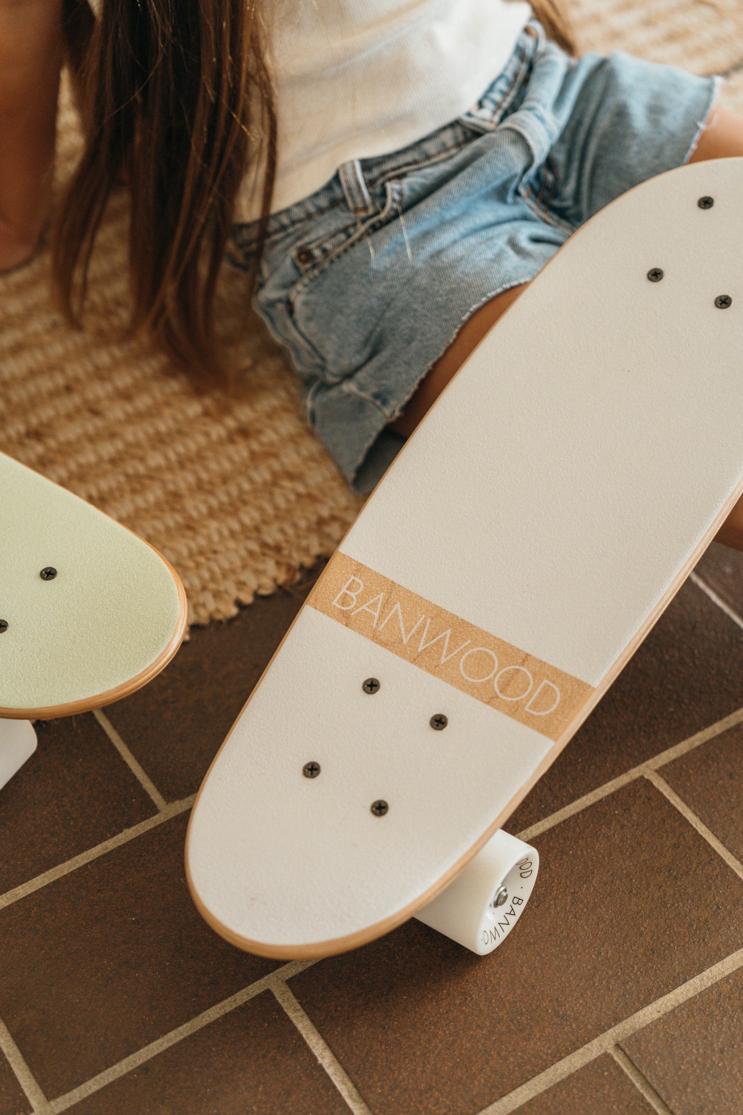 Banwood Skateboard - White - Little Reef and Friends