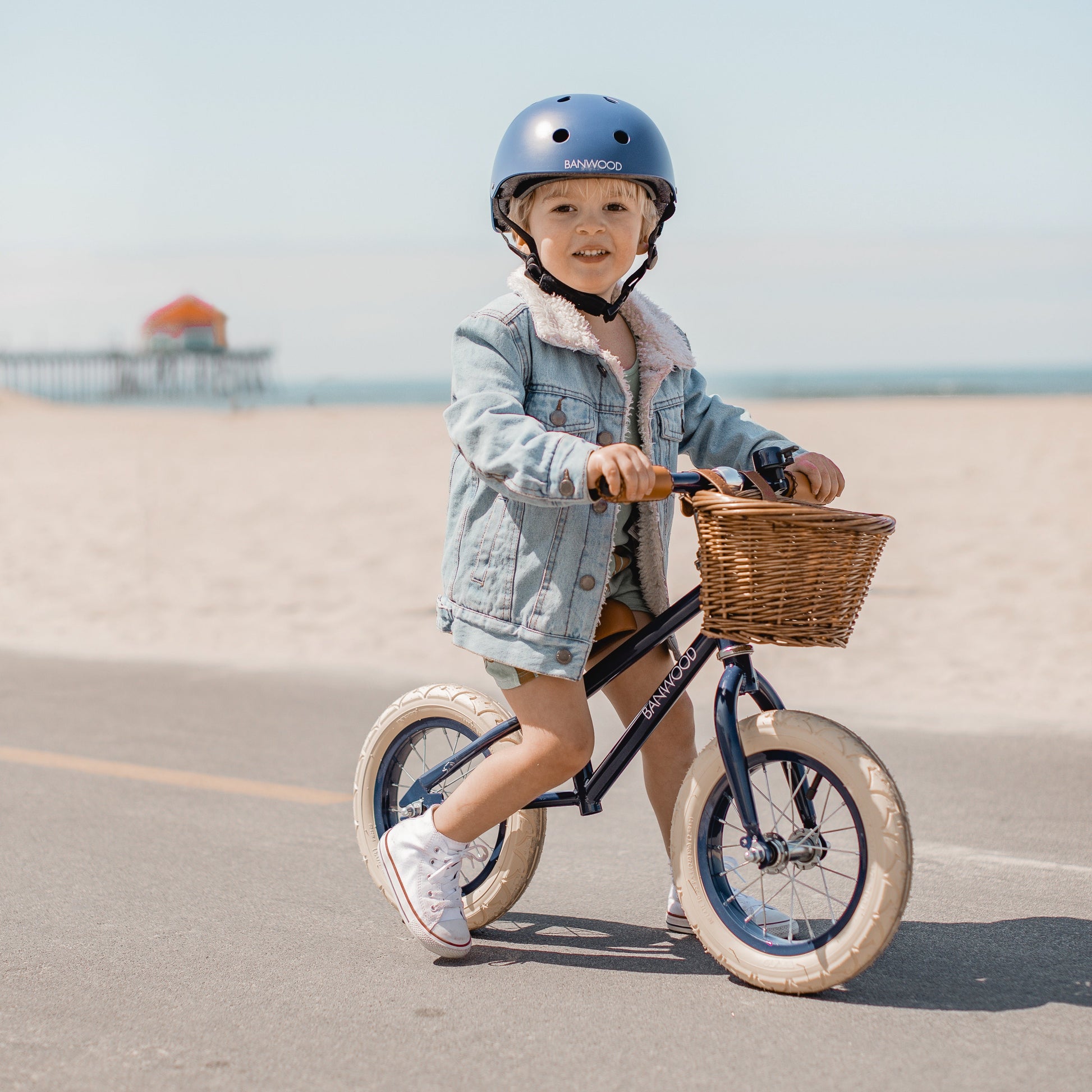 Banwood Vintage Balance Bike - Navy Blue - Little Reef and Friends
