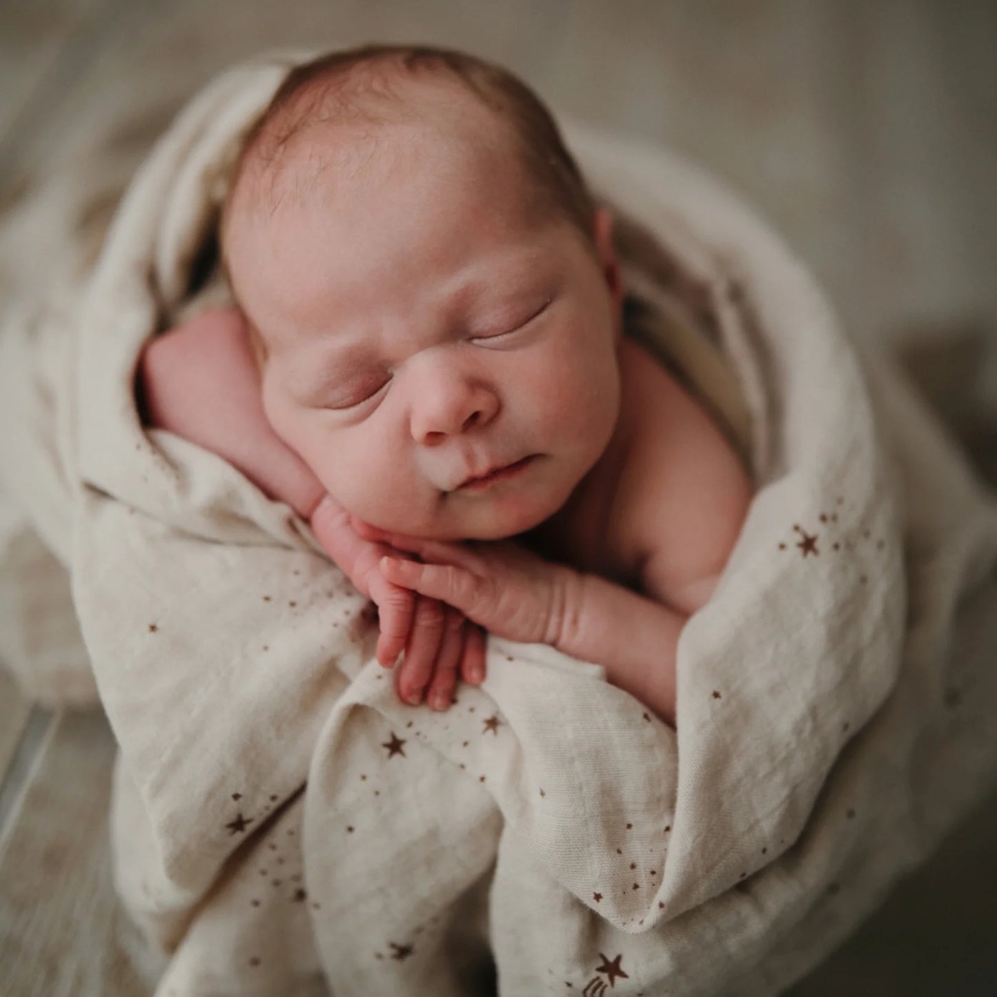 Mushie Organic Muslin Swaddle - Falling Stars - Little Reef and Friends