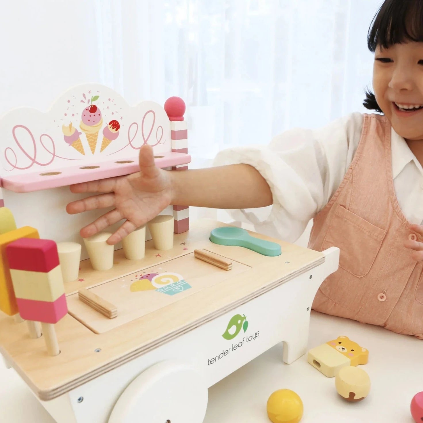 Tender Leaf Toys Ice Cream Cart Play Set - Little Reef and Friends