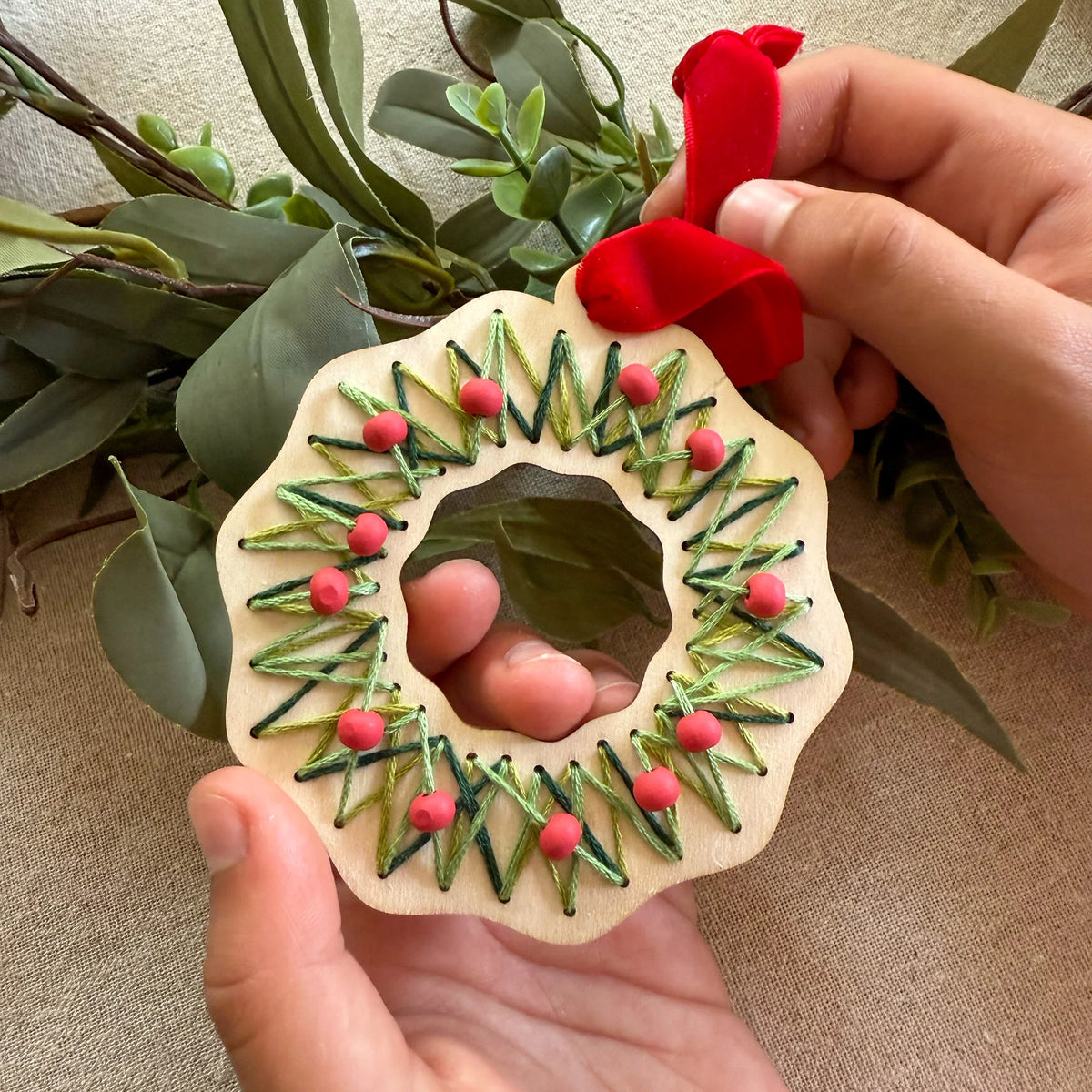 Cotton Twist Make Your Own - Stitched Wreath Decoration