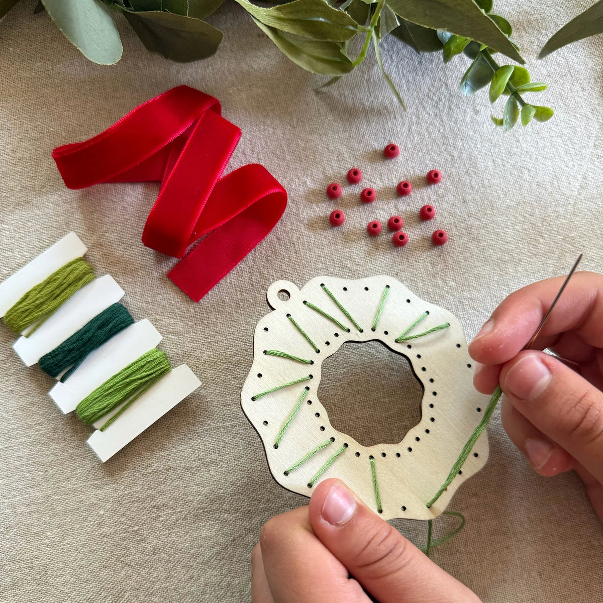 Cotton Twist Make Your Own - Stitched Wreath Decoration