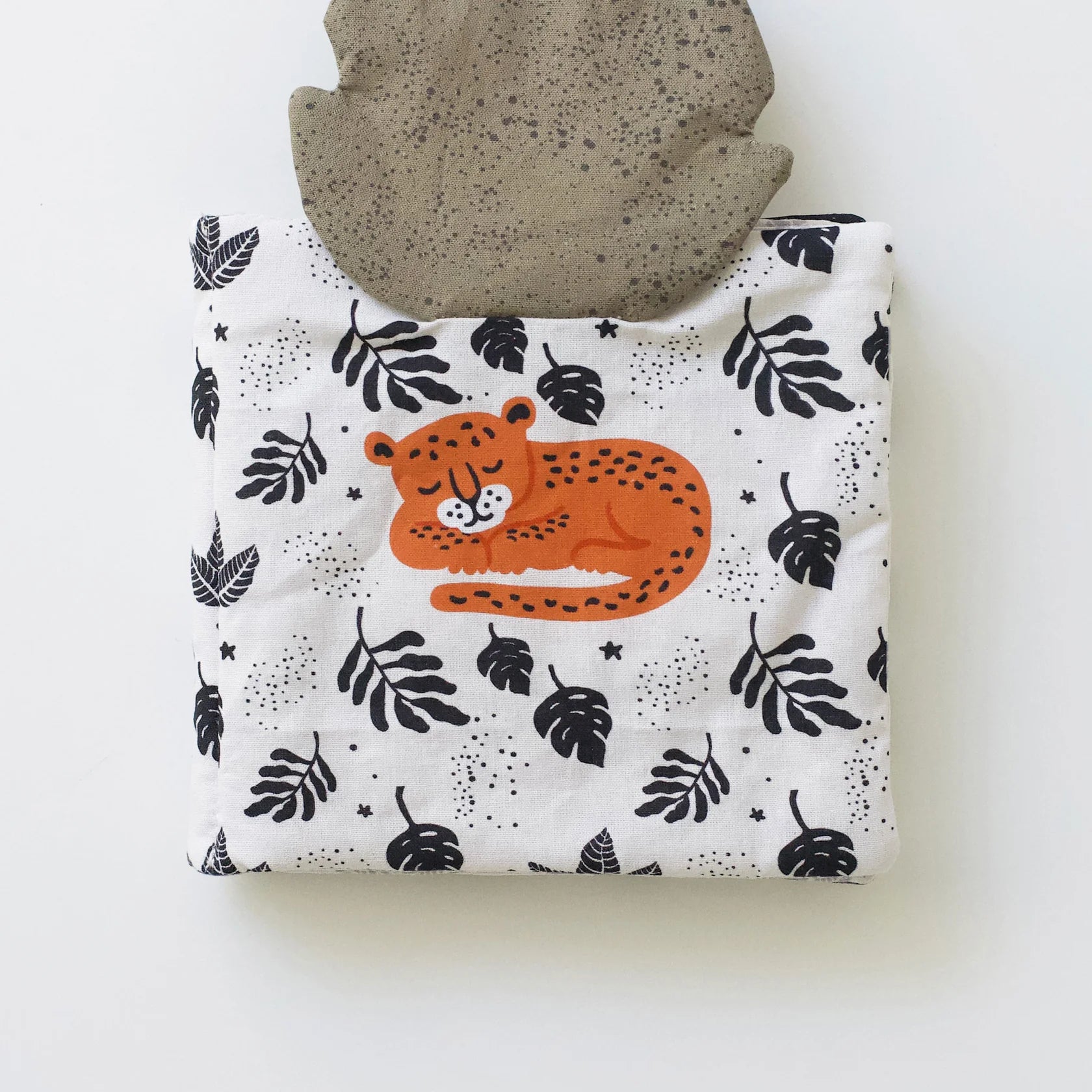 Peekaboo Cloth Book - Jungle - Little Reef and Friends