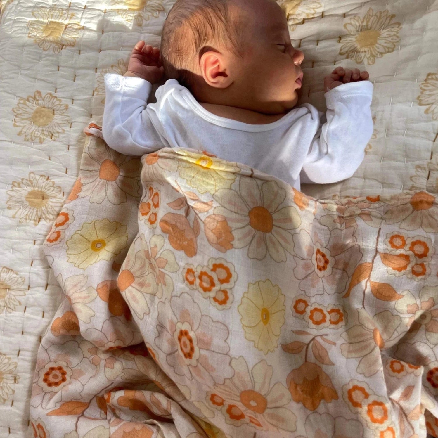 Poppy Muslin Swaddle - Little Reef and Friends