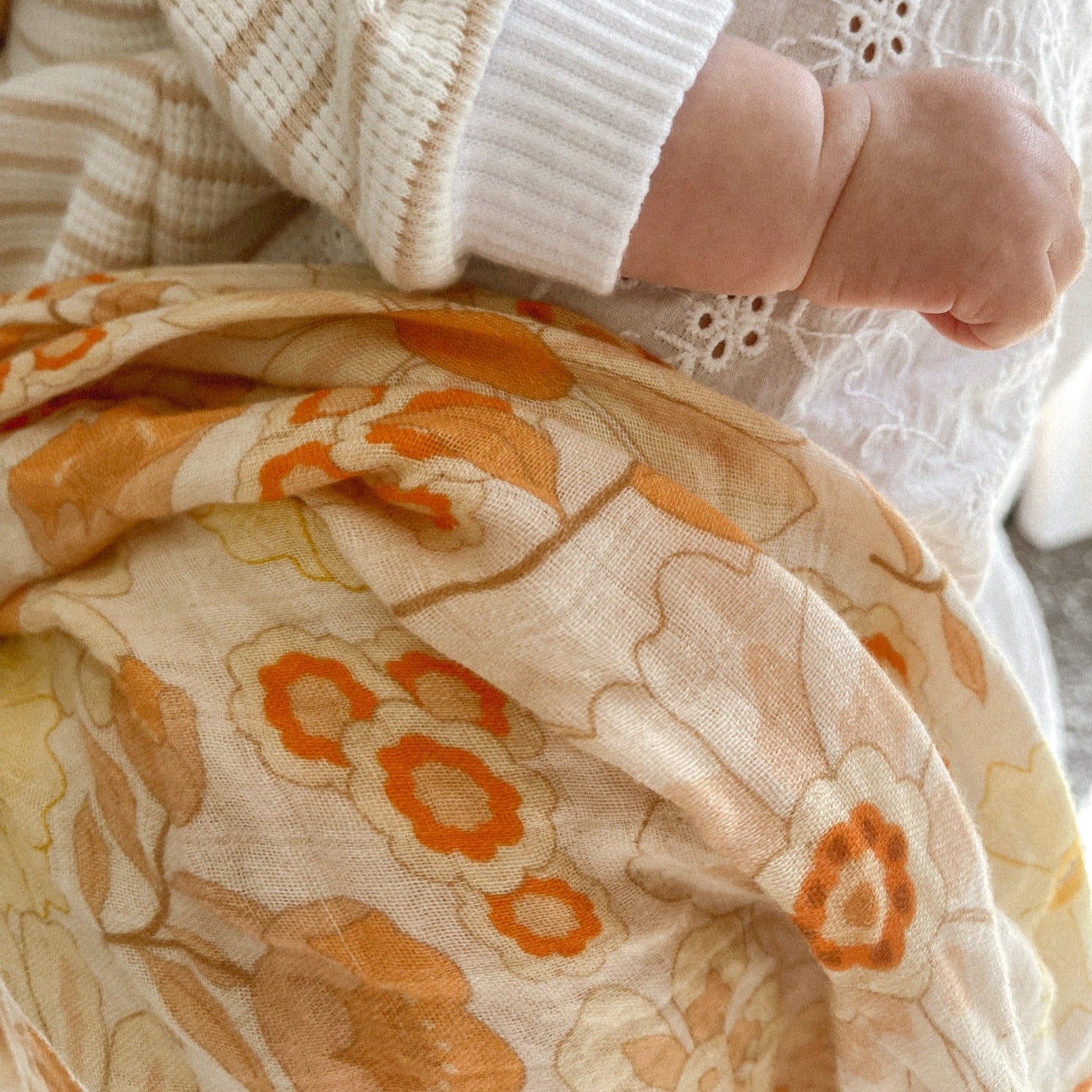 Poppy Muslin Swaddle - Little Reef and Friends