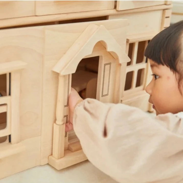 Victorian Wooden Dollhouse - Little Reef and Friends