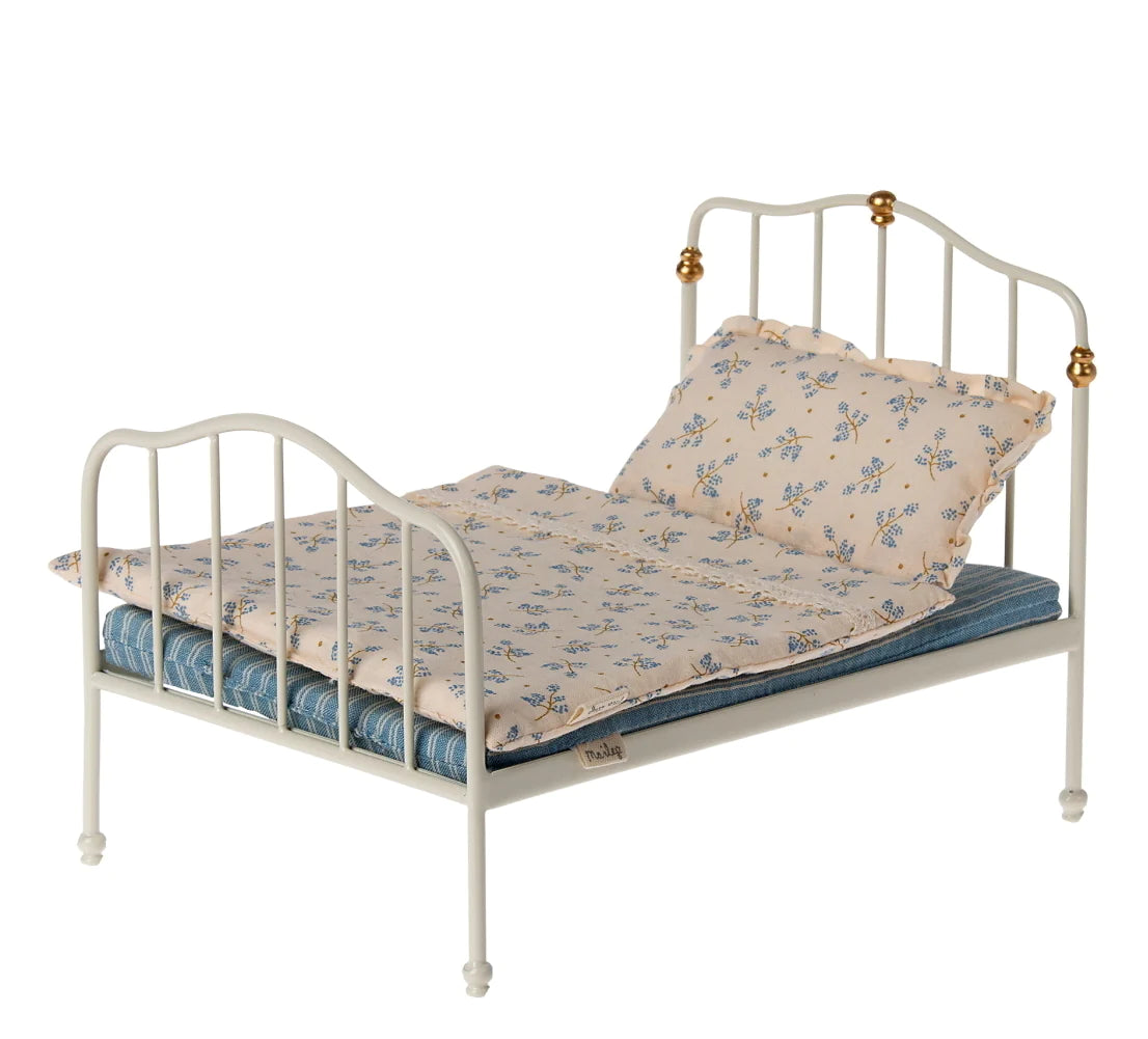 Maileg Vintage Double Bed | Mouse - Off White - Little Reef and Friends