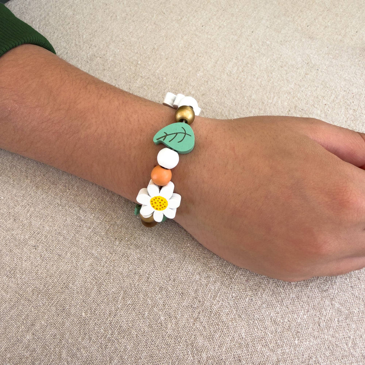 Cotton Twist Wooden Bracelet Making Kit - Daisy