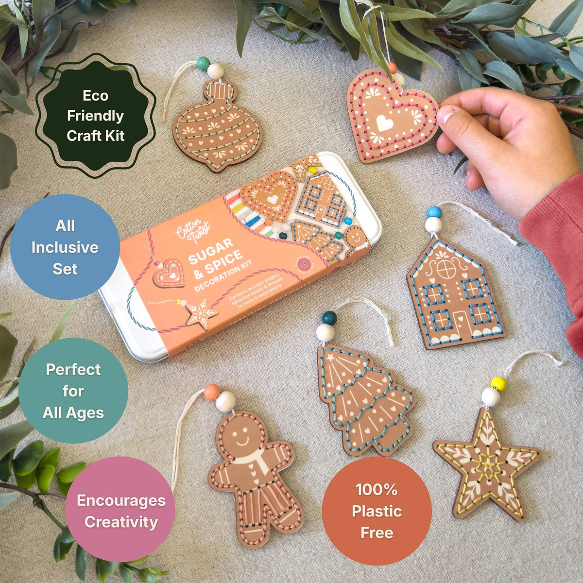 Cotton Twist Wooden Craft Kit - Sugar & Spice Christmas Decoration Kit