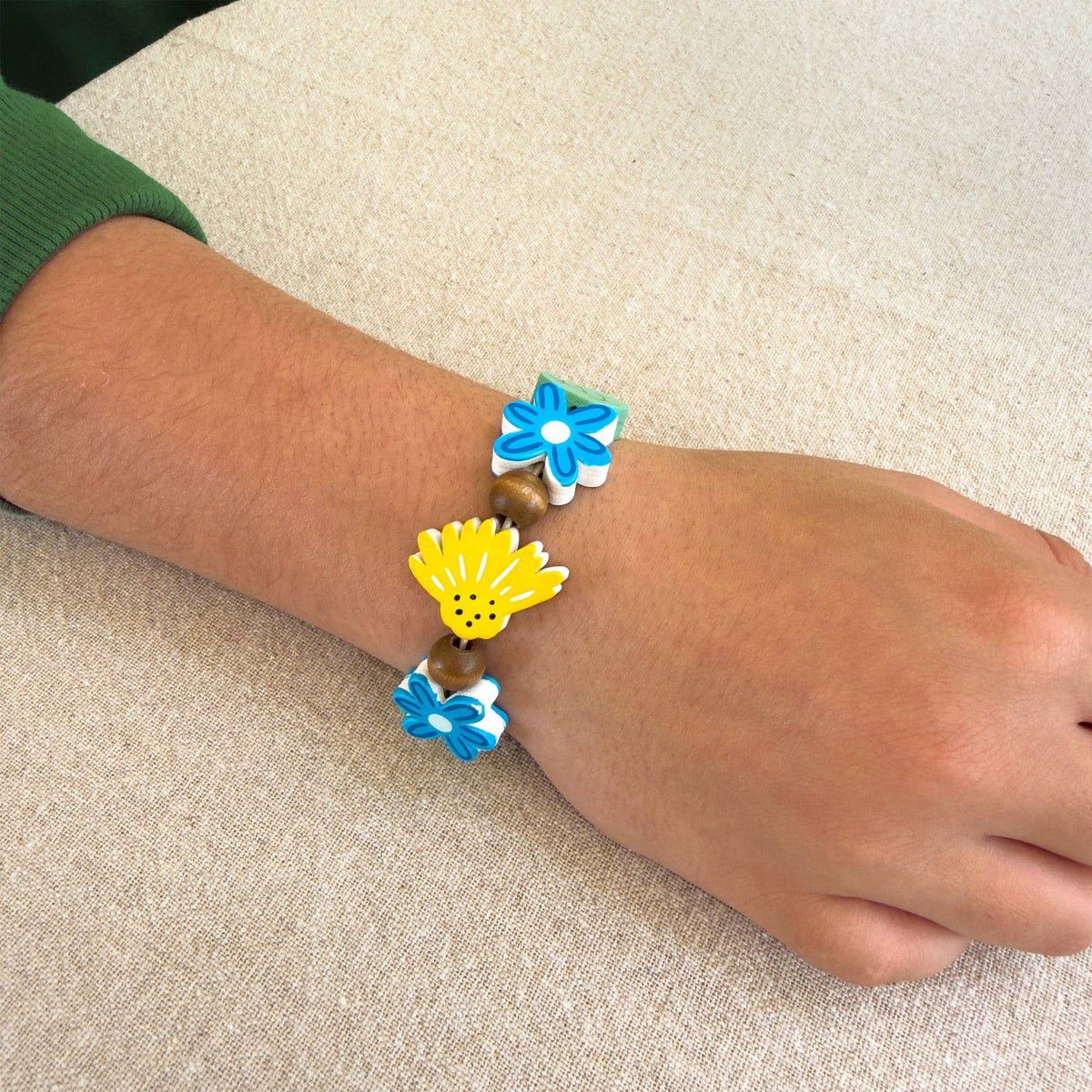 Cotton Twist Wooden Bracelet Making Kit - Wildflowers