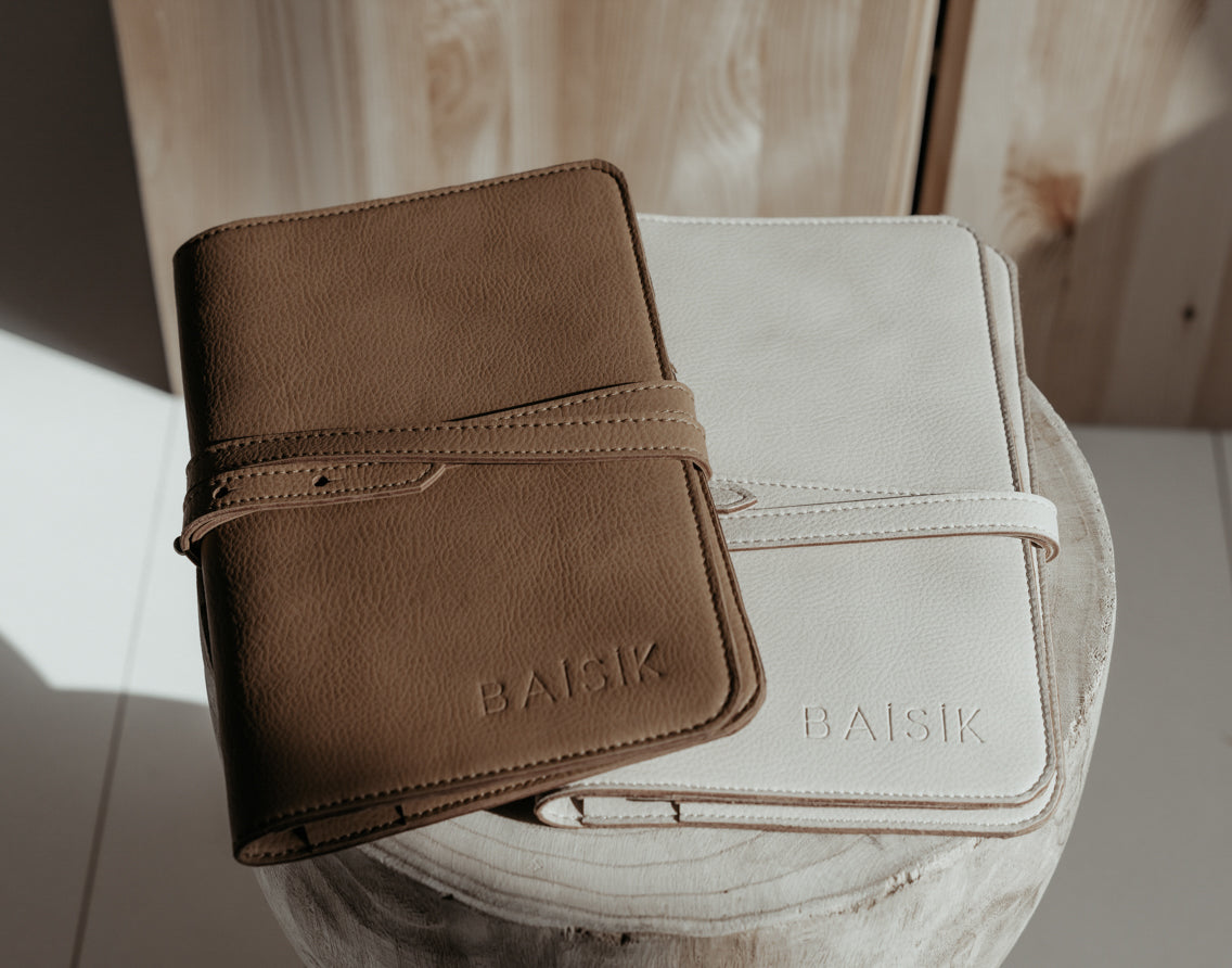 Nappy Wallet - Tan - Little Reef and Friends