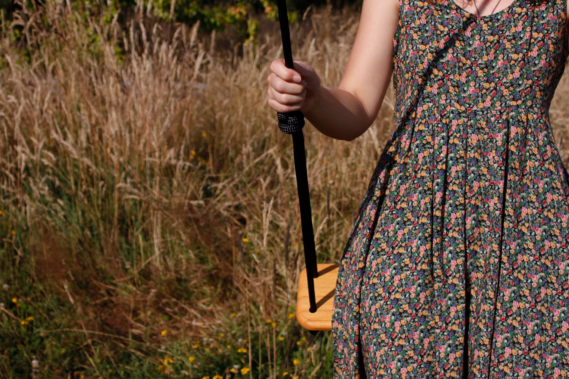 Traditional Wooden Swing - Black - Little Reef and Friends