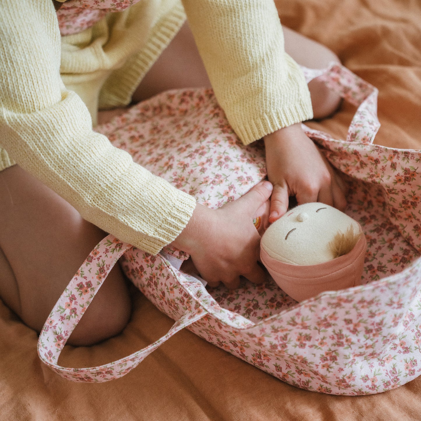 Dinkum Doll Carry Cot - Meadow - Little Reef and Friends