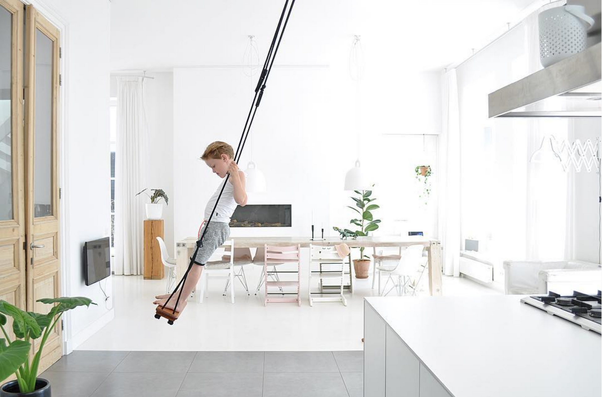 Traditional Wooden Swing - Black - Little Reef and Friends